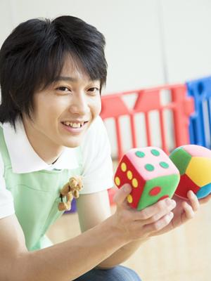 保育士として働くために進学をするなら